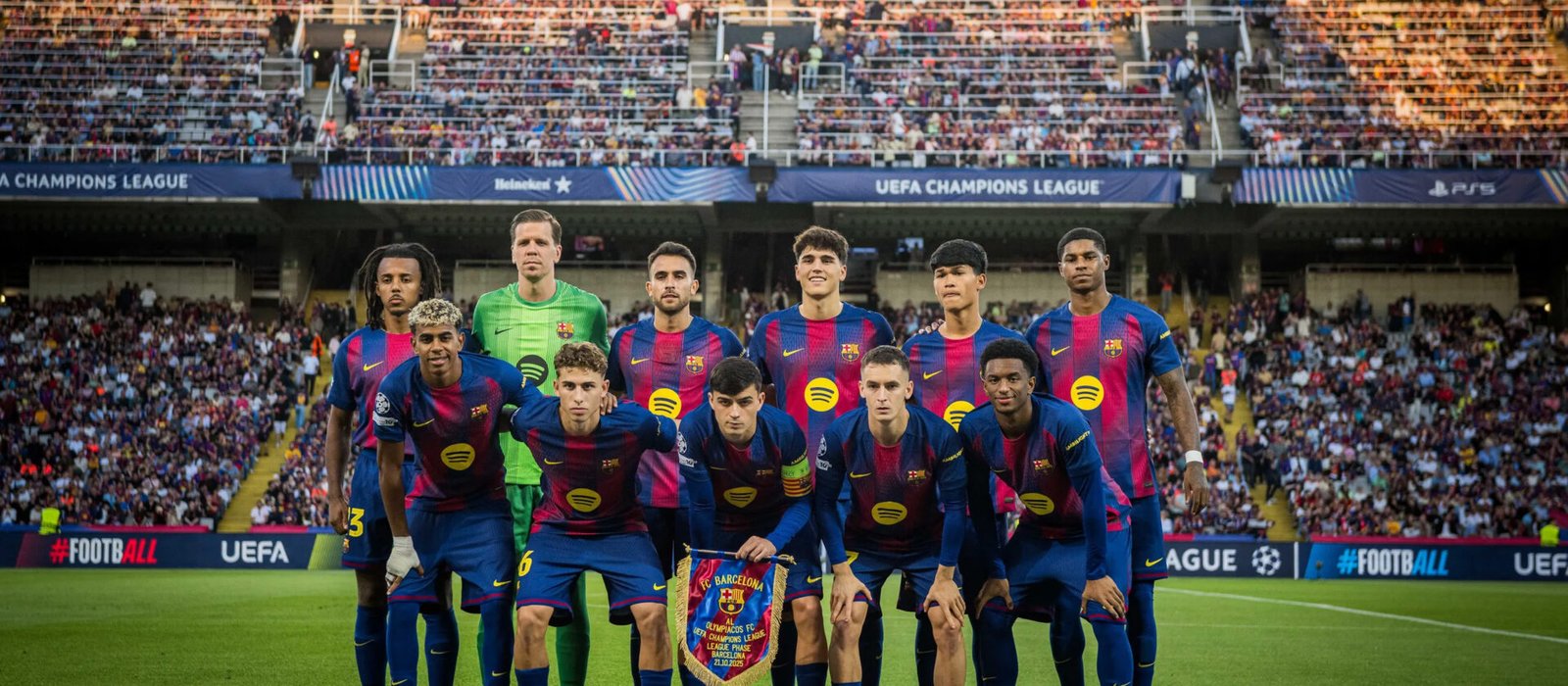 Barcelona 26/27 Home Kit
