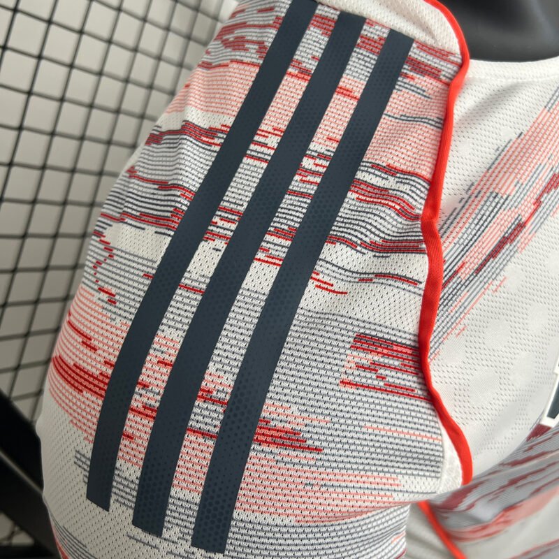 25/26 Player Bayern Munich Away S-4XL